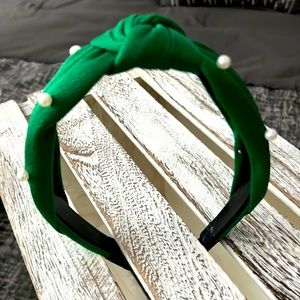 150. Forest Green Pearl Headband